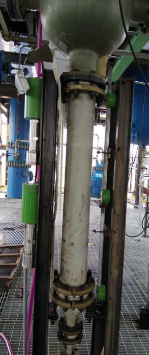 Na-22放射性儀表聚碳酸酯安裝現(xiàn)場(chǎng)(圖1)