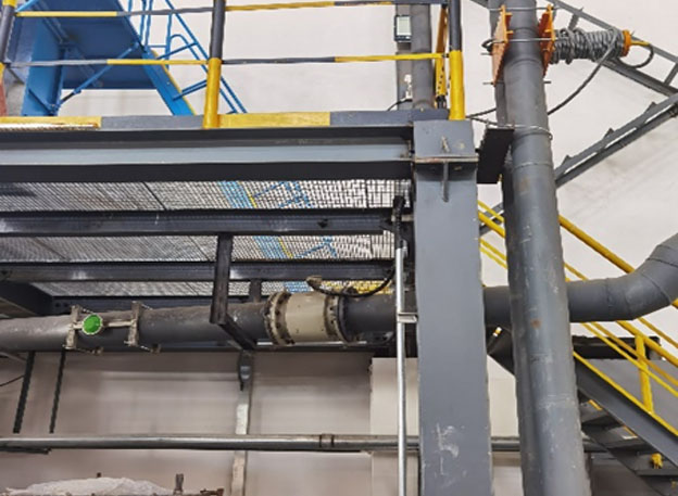 Na-22放射性儀表 金礦溢流管道密度測(cè)量現(xiàn)場(chǎng)案例(圖1) Na-22放射性儀表 金礦溢流管道密度測(cè)量現(xiàn)場(chǎng)案例(圖1)