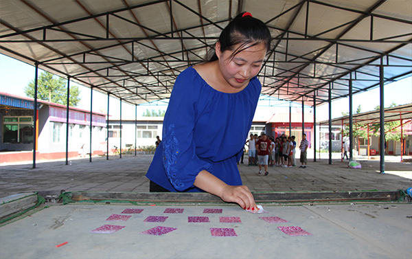 2016年公司舉行拓展培訓(xùn)活動(dòng)合影留念(圖6) 2016年公司舉行拓展培訓(xùn)活動(dòng)合影留念(圖6)