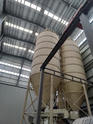 安徽某鋼鐵廠應(yīng)用利馬克物位計(jì)的案例(圖2)